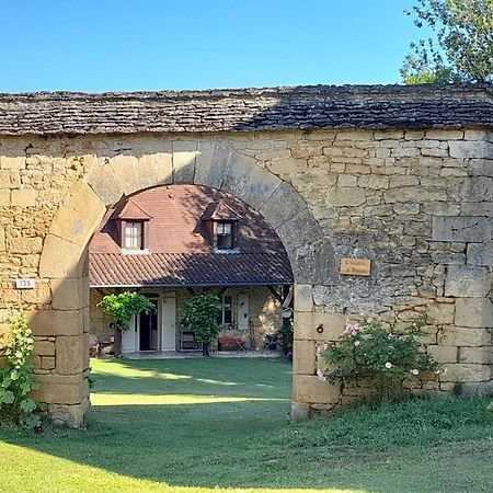 Chambre D'Hotes Lasserre Saint-Amand-de-Coly Exterior foto